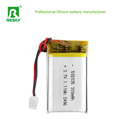comprar Pila de batería de polímero de iones de litio 502035 3.7v 300mAh 350mAh 1.11wh Baterías recargables Fabricación en línea